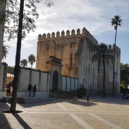 Con Vistas Al Gonzalez Byass * Херес-де-ла-Фронтера